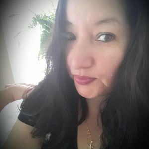 Meet your Posher, Elena